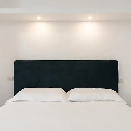 Aurelia Deluxe Suites Rome Exterior photo